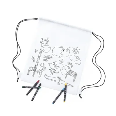mochila para pintar con ceras de colores para niños en la boda