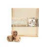 Cajita de Madera con Juegos para Boda frontal Cajita de Madera con Juegos para Boda frontal
